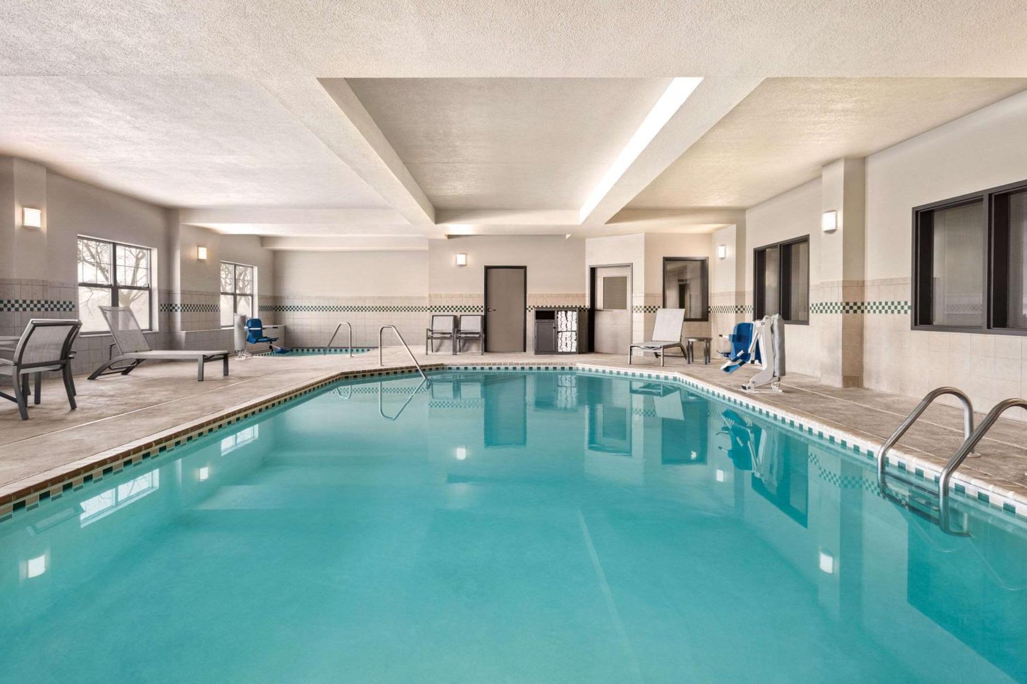Country Inn & Suites By Radisson, St Cloud East, Mn Сент-Клауд Екстер'єр фото