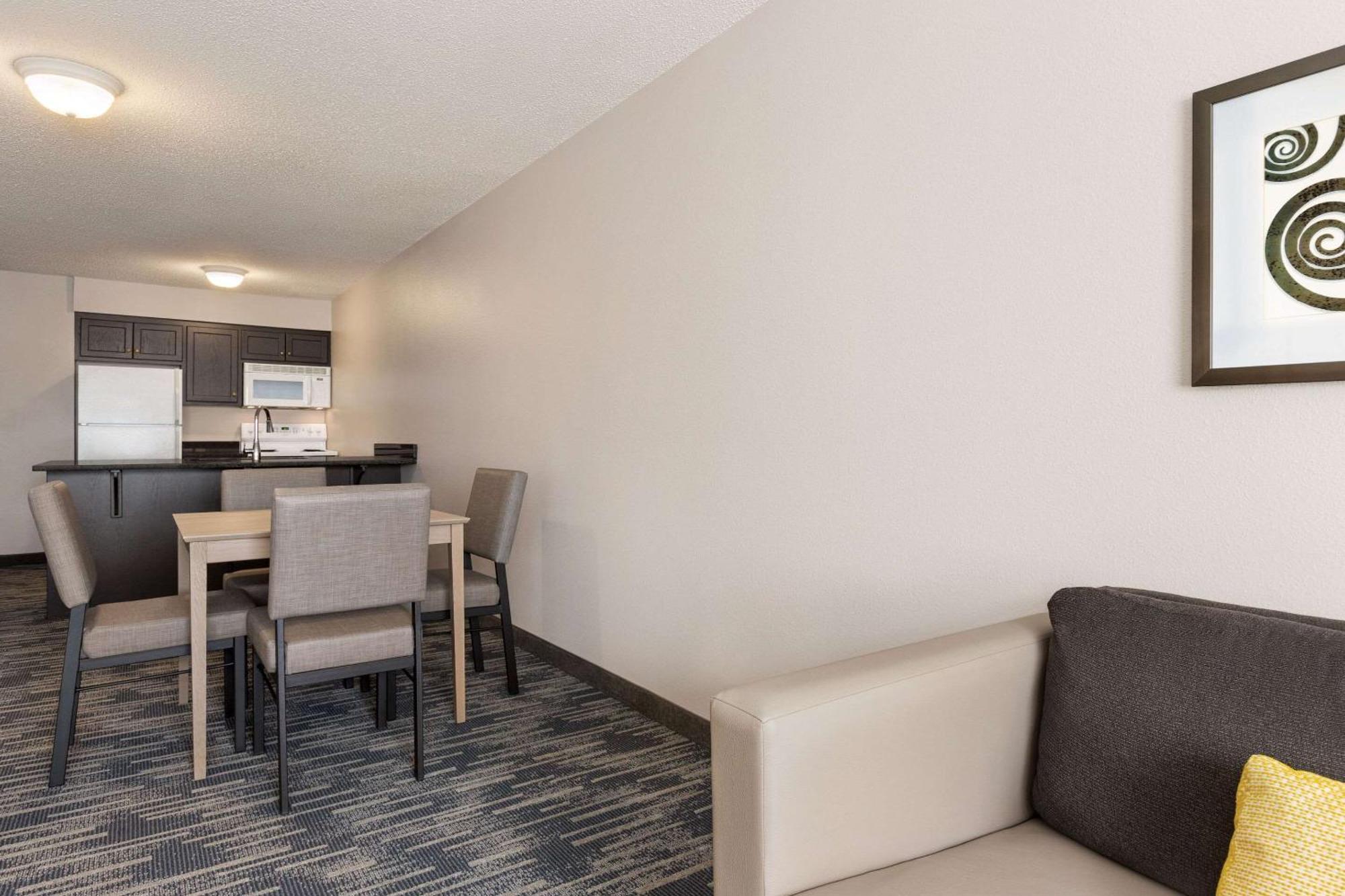 Country Inn & Suites By Radisson, St Cloud East, Mn Сент-Клауд Екстер'єр фото